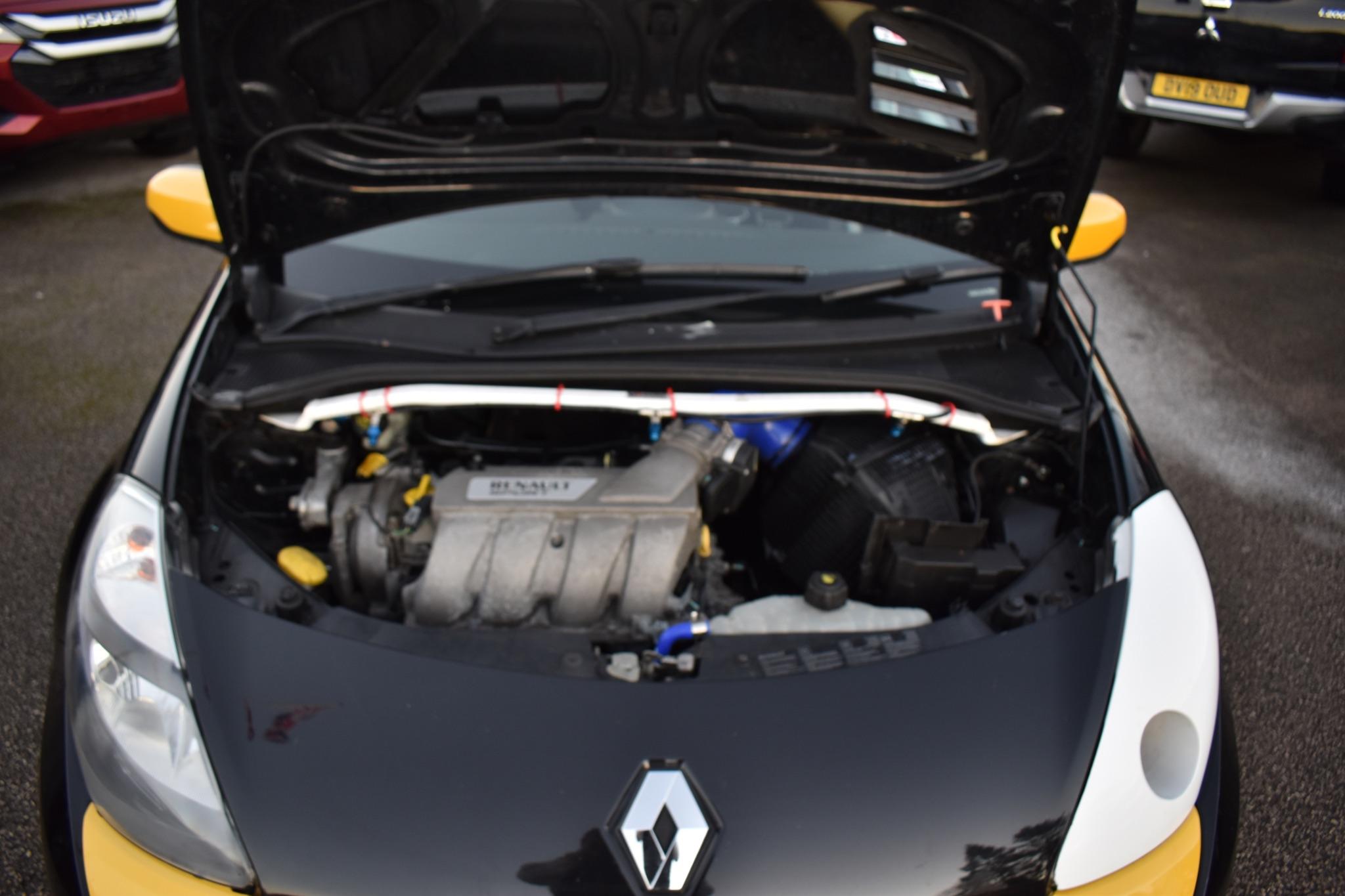 Clio - 2.0 Renaultsport Euro 5 3dr - Image 18