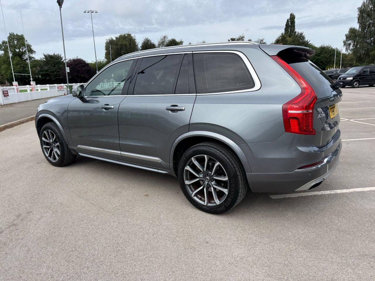 Volvo XC90 view 15