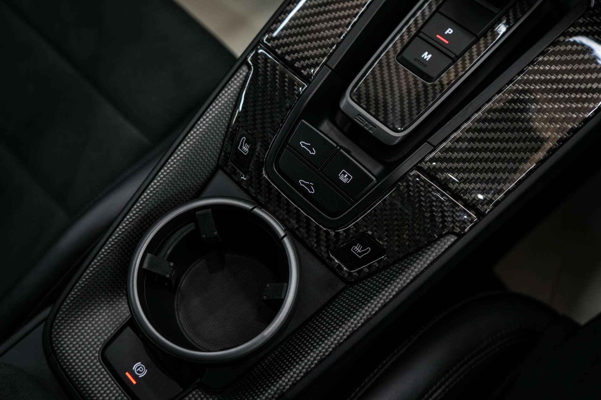 Porsche 911 view 50