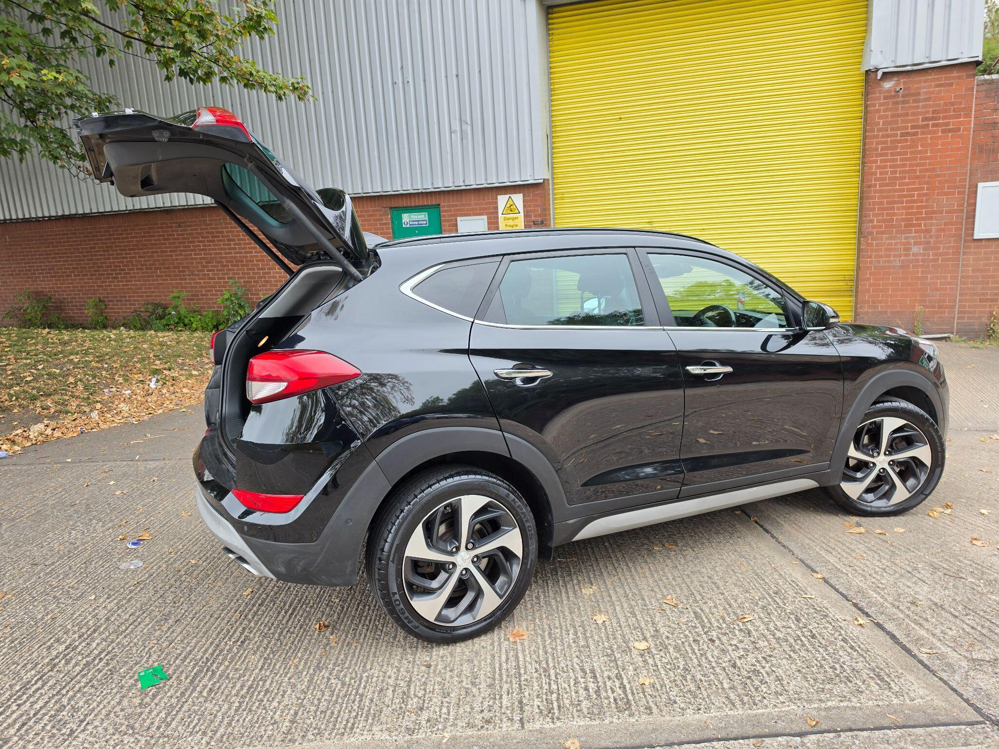 Hyundai Tucson view 9