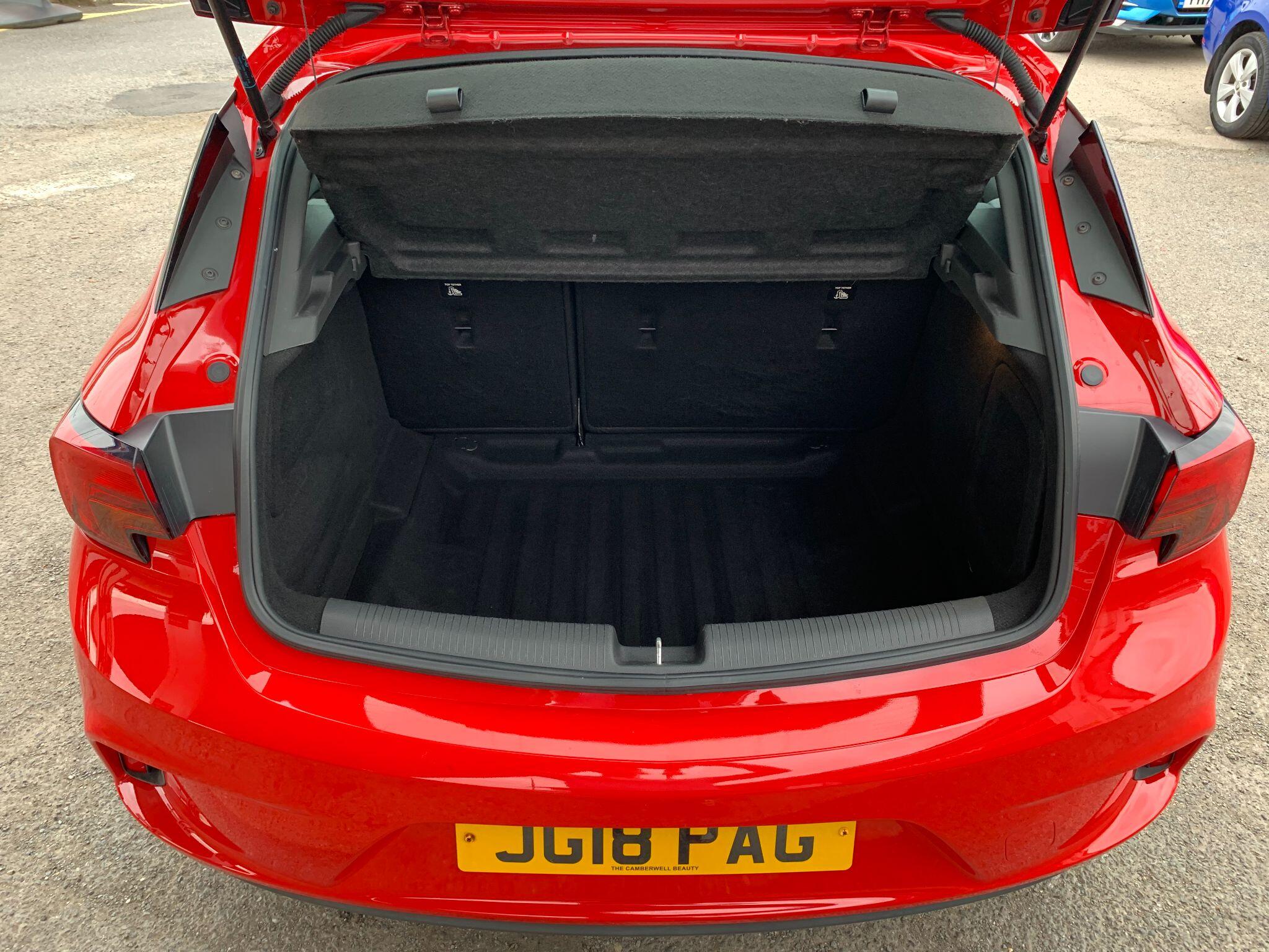 Vauxhall Astra view 25