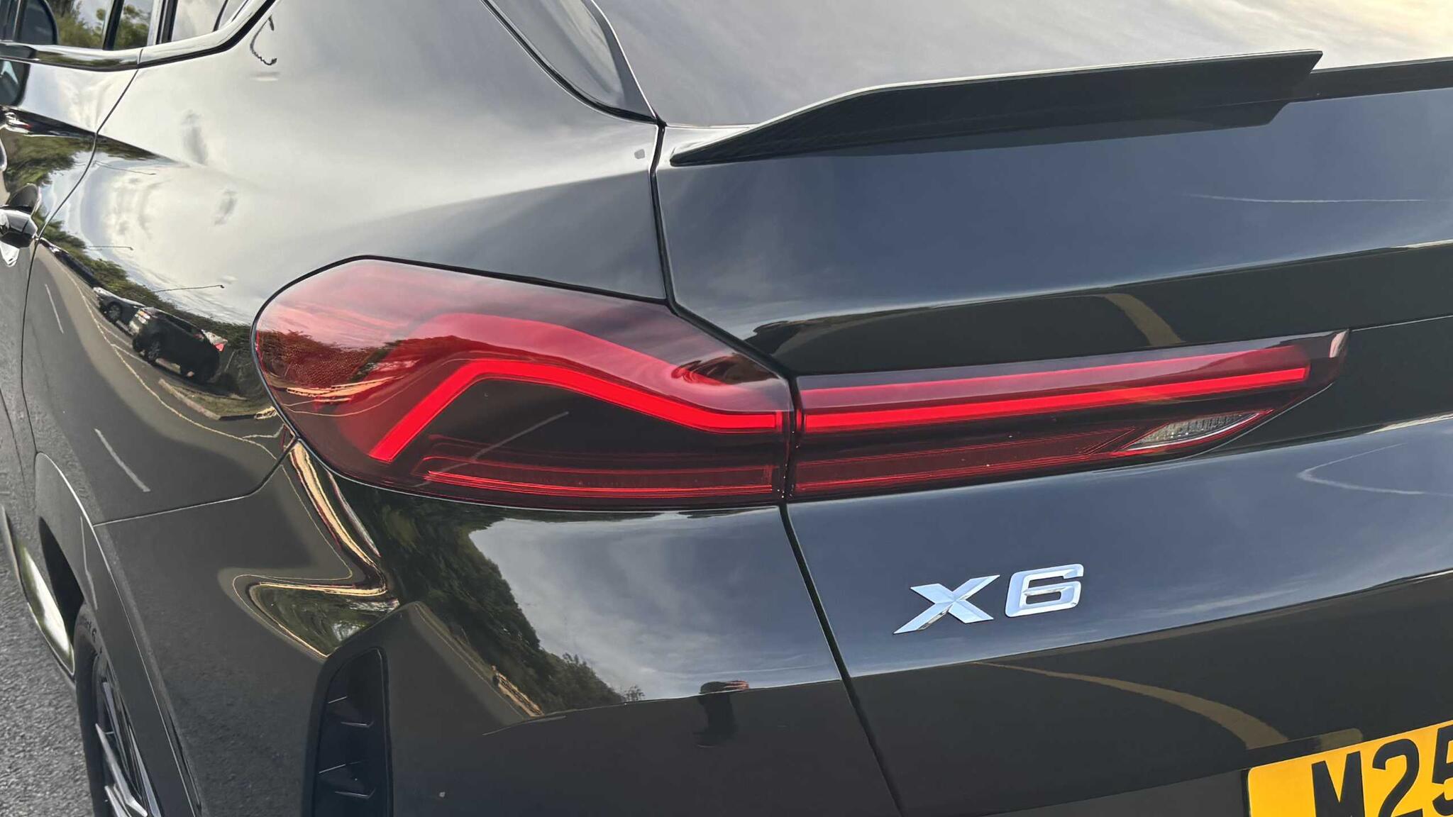 BMW X6 view 35