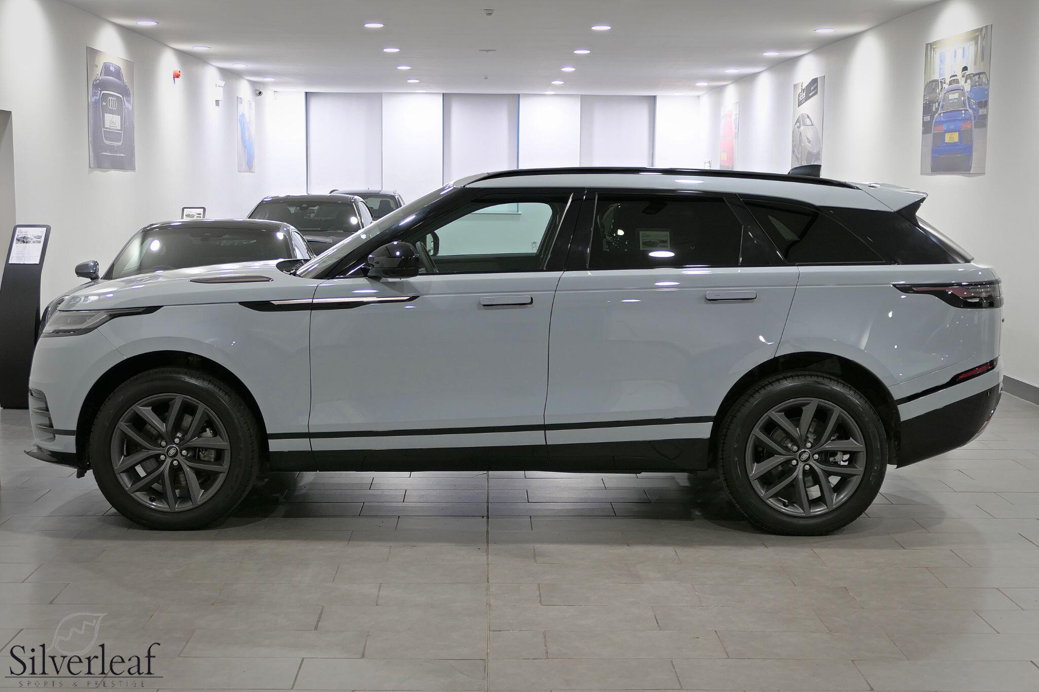 Land Rover Range Rover Velar view 4