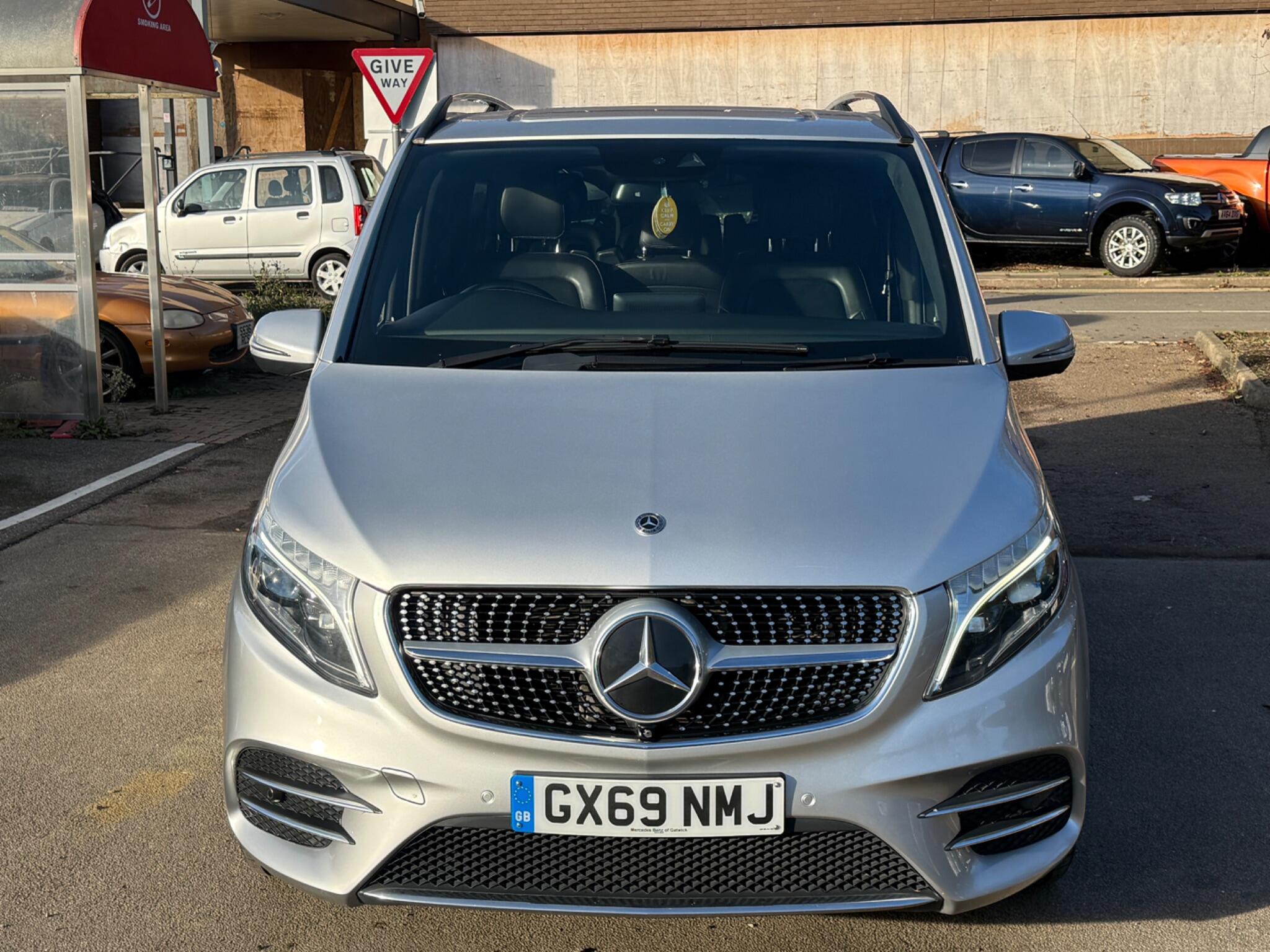 Mercedes-Benz V Class - Image 8