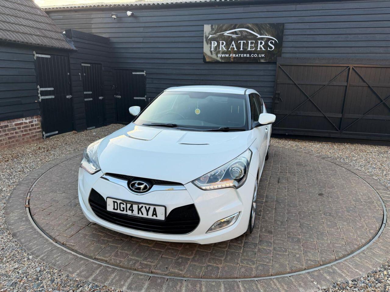 Hyundai Veloster view 15