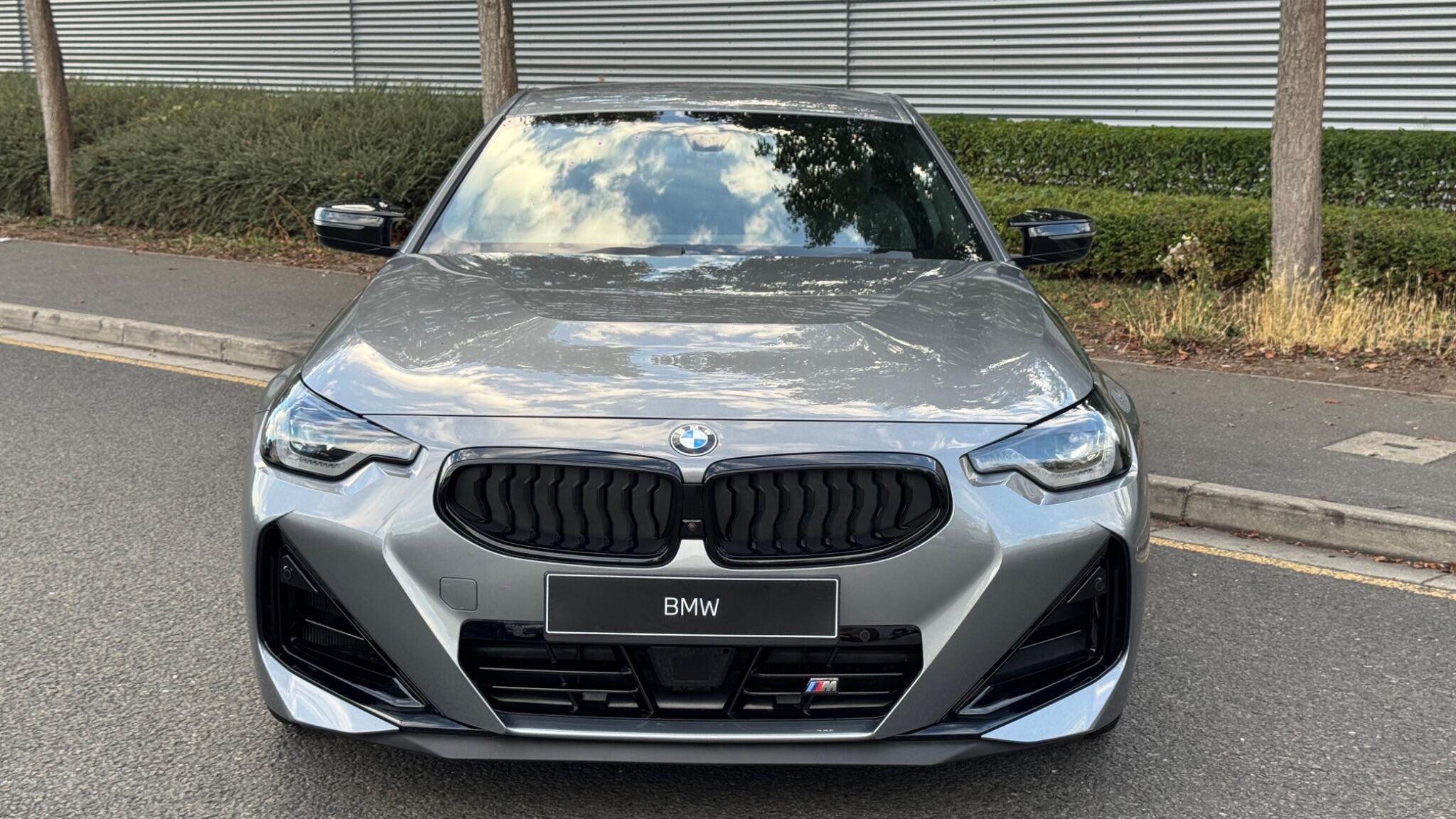 BMW 2 Series view 2