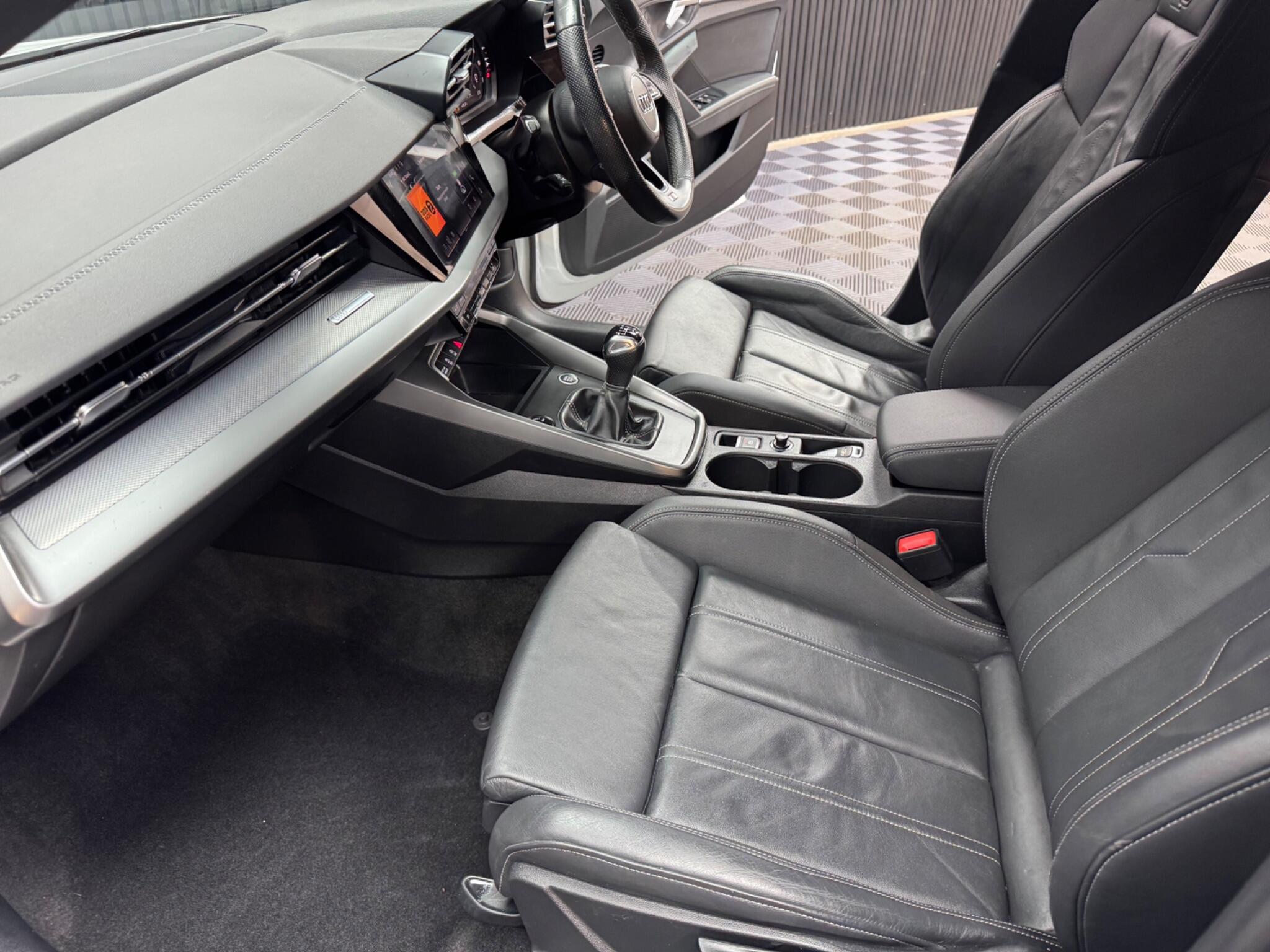 Audi A3 view 50