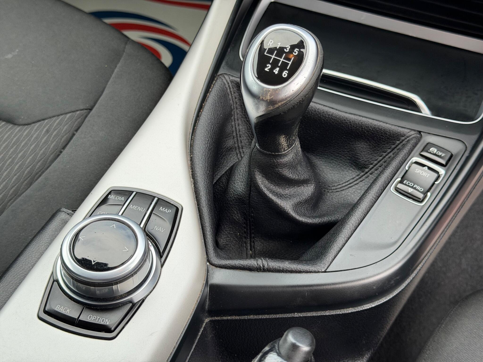 BMW 1 Series view 13