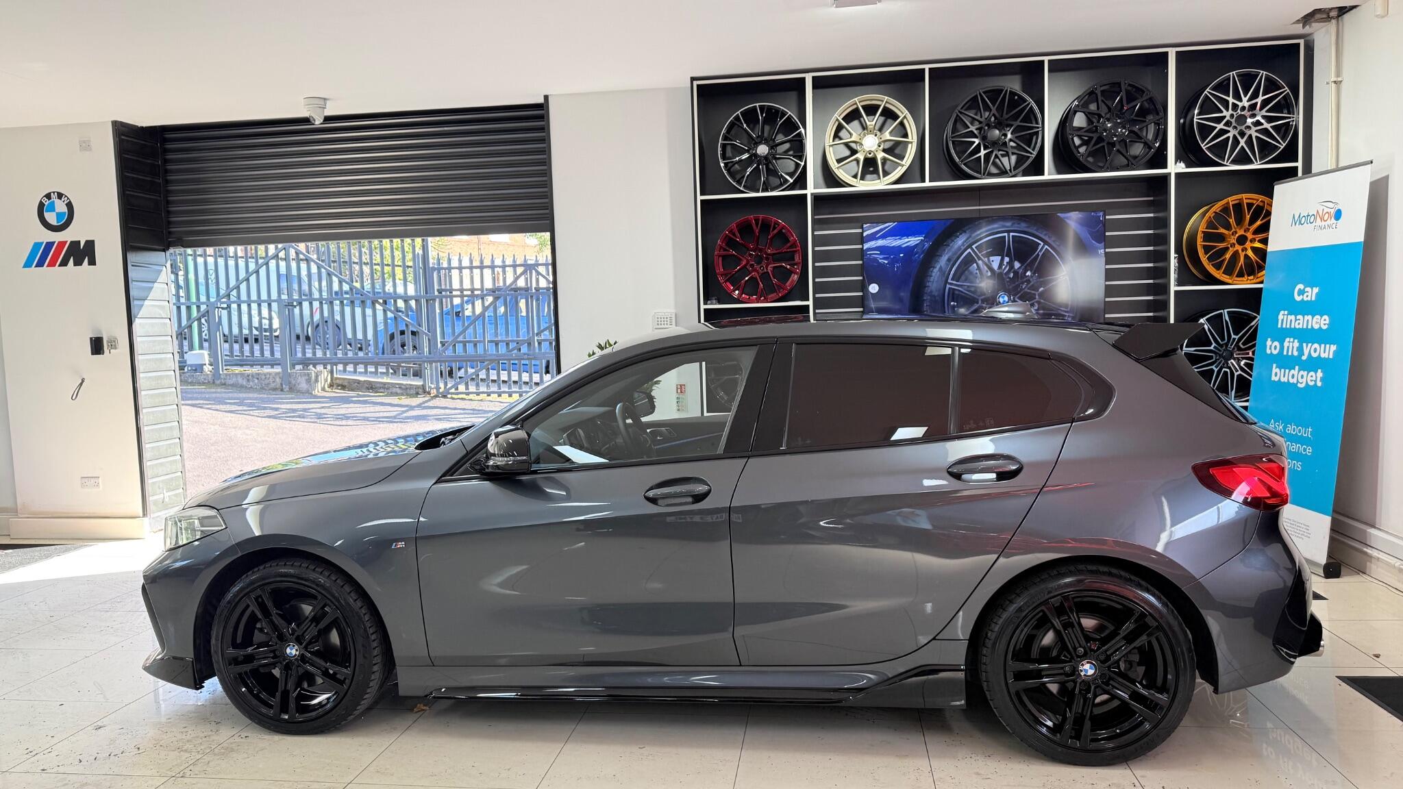 BMW 1 Series view 34