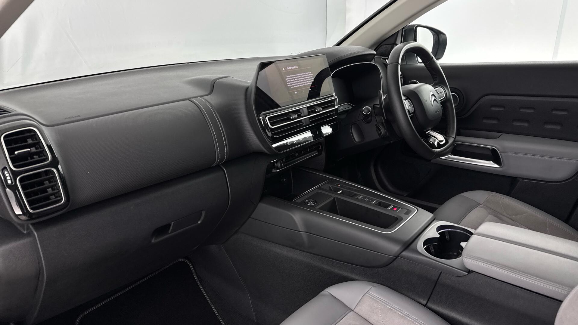 Citroen C5 Aircross view 10