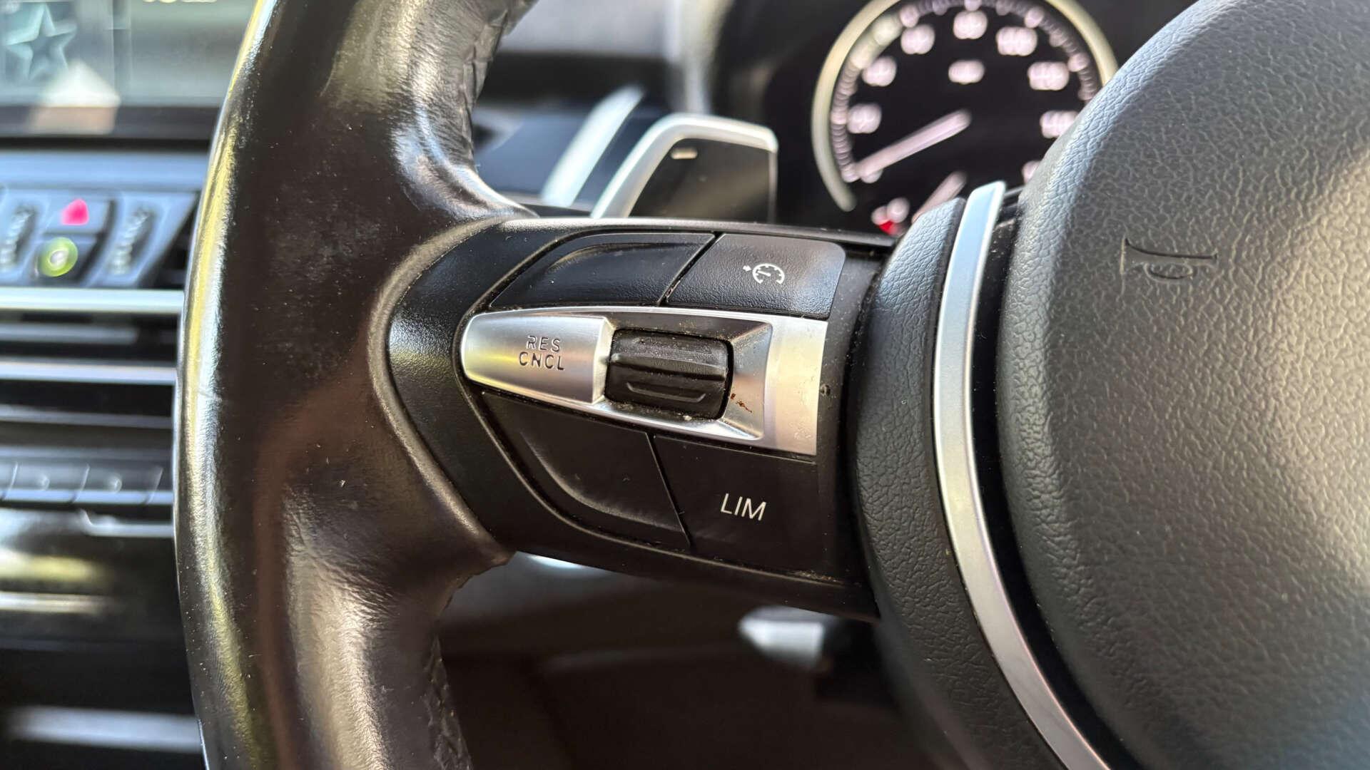 BMW 2 Series view 17