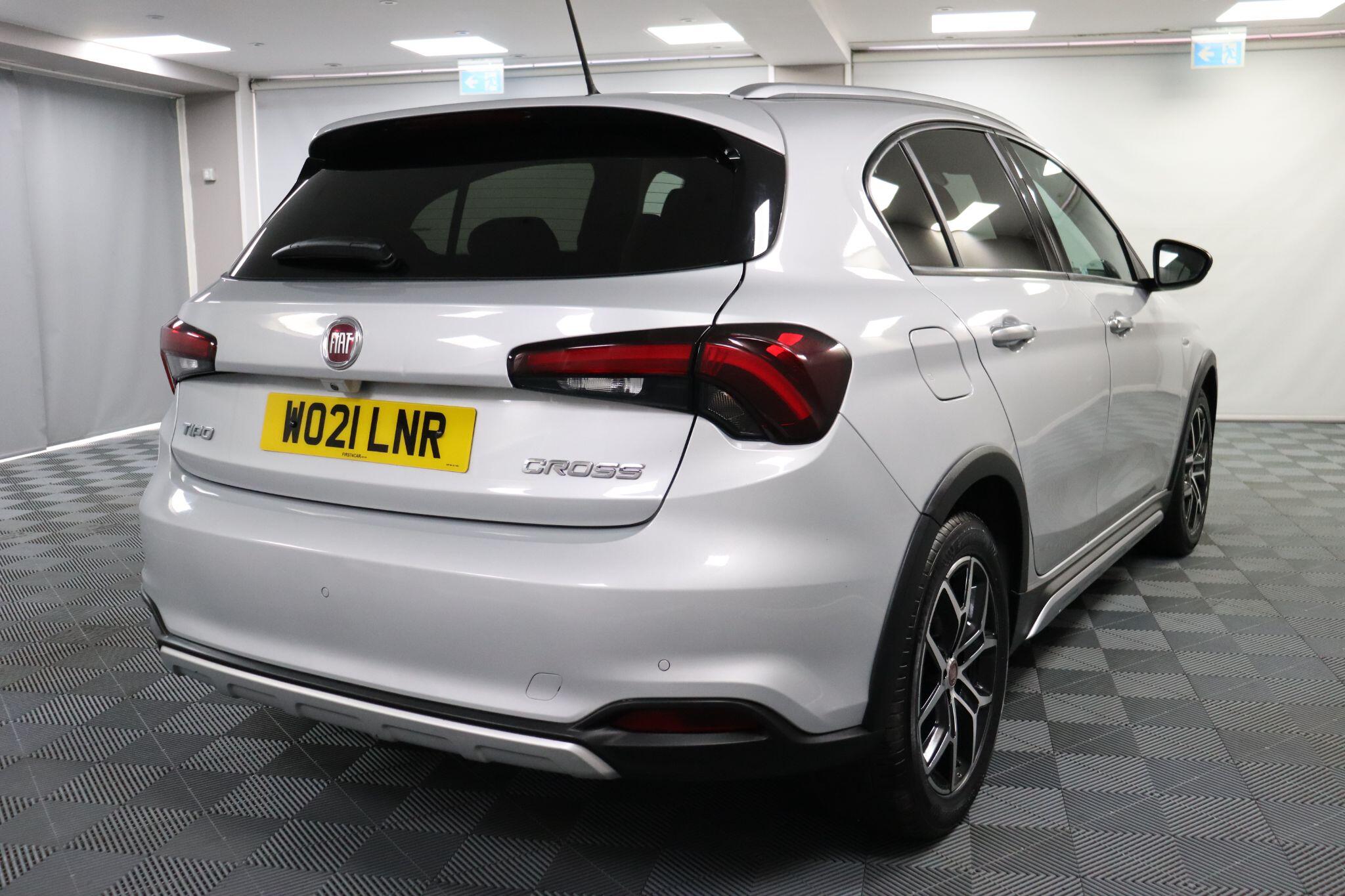 Fiat Tipo view 12