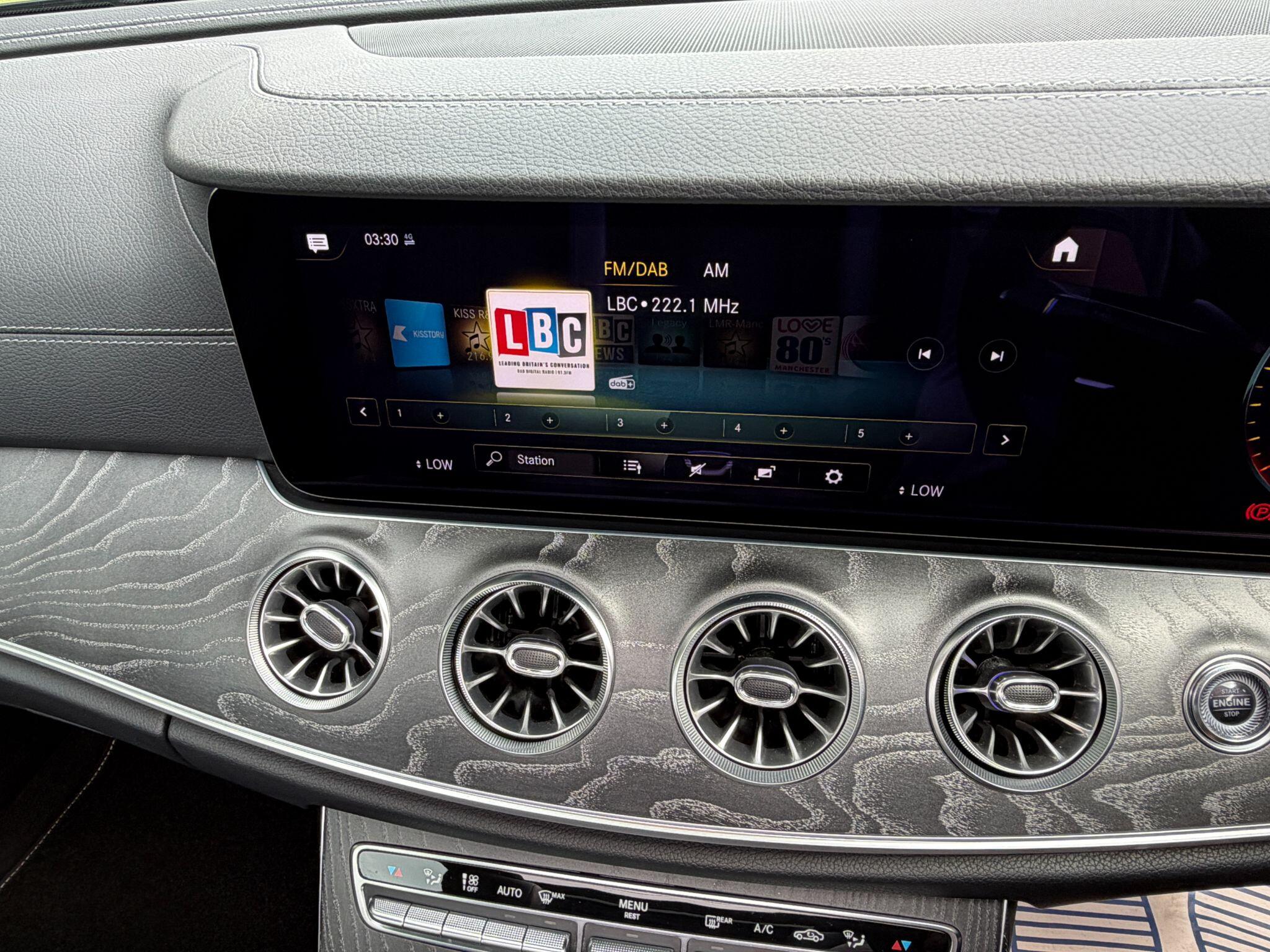 Mercedes-Benz E-Class view 18