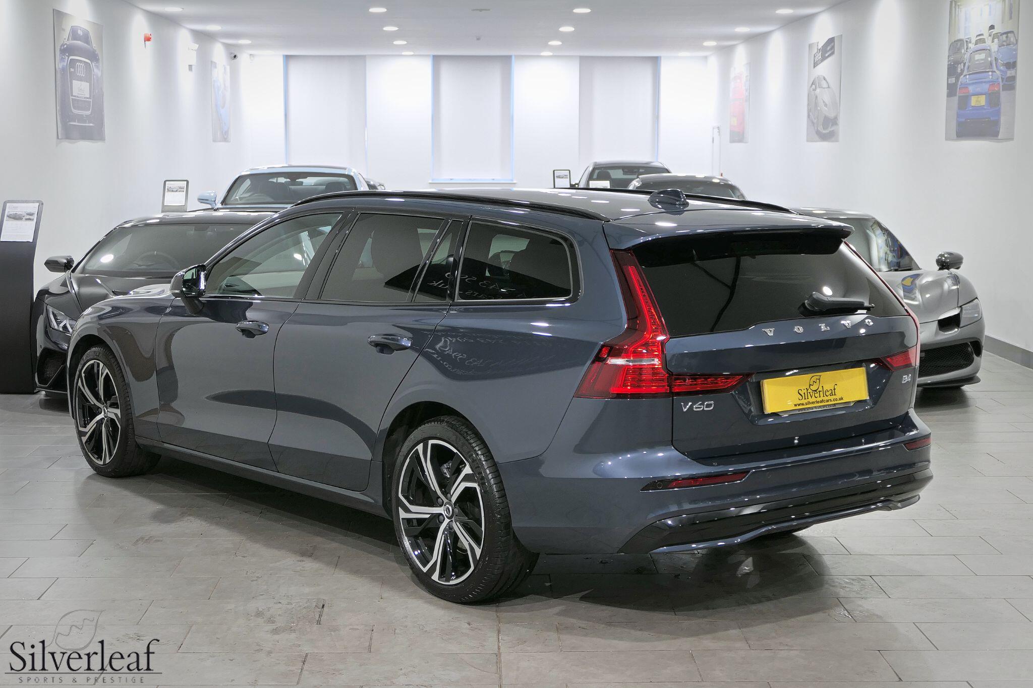 Volvo V60 view 2
