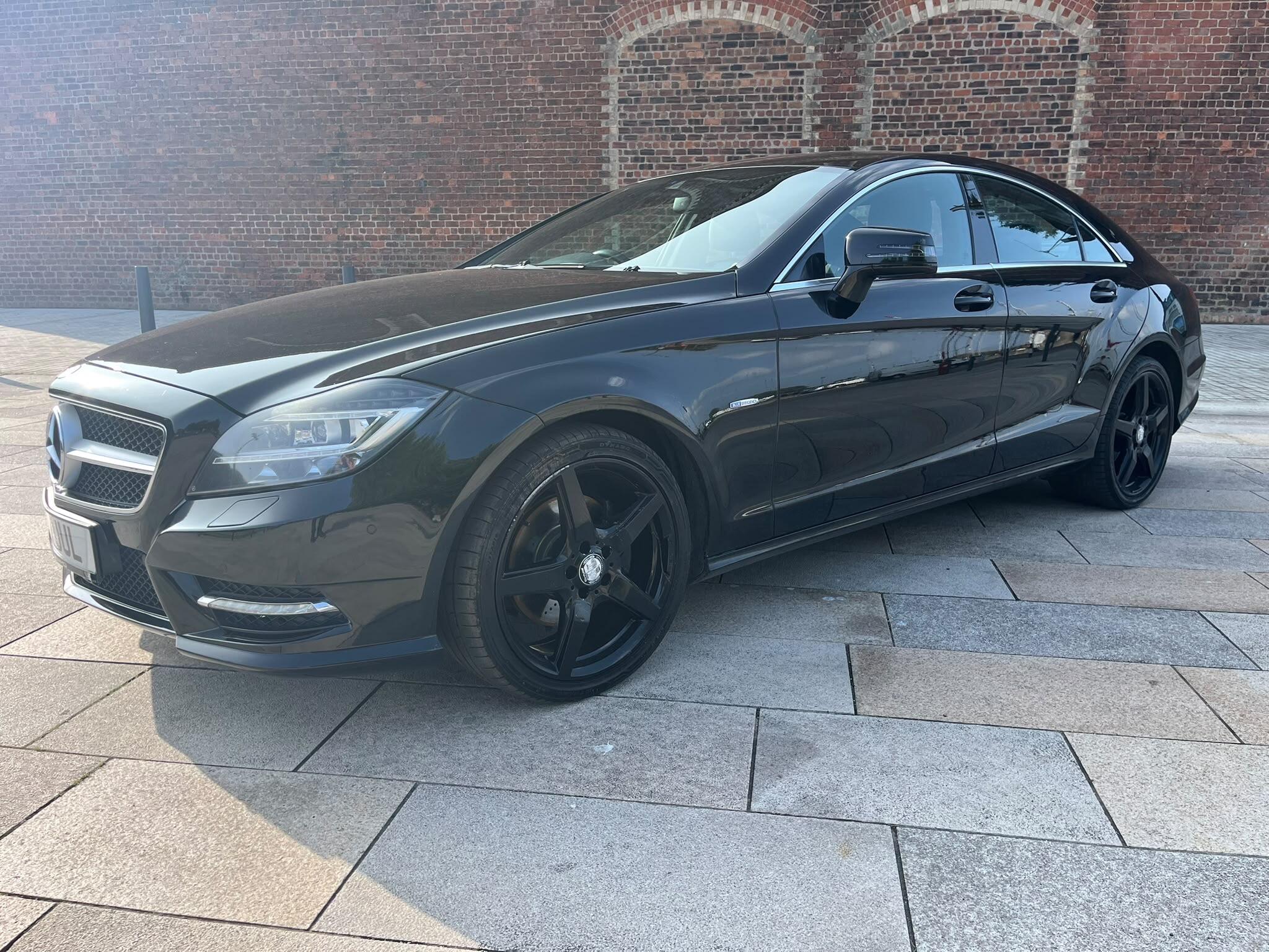 Mercedes-Benz CLS view 8
