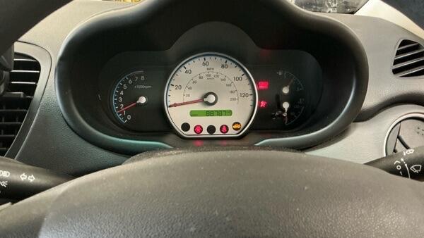 Hyundai I10 view 12