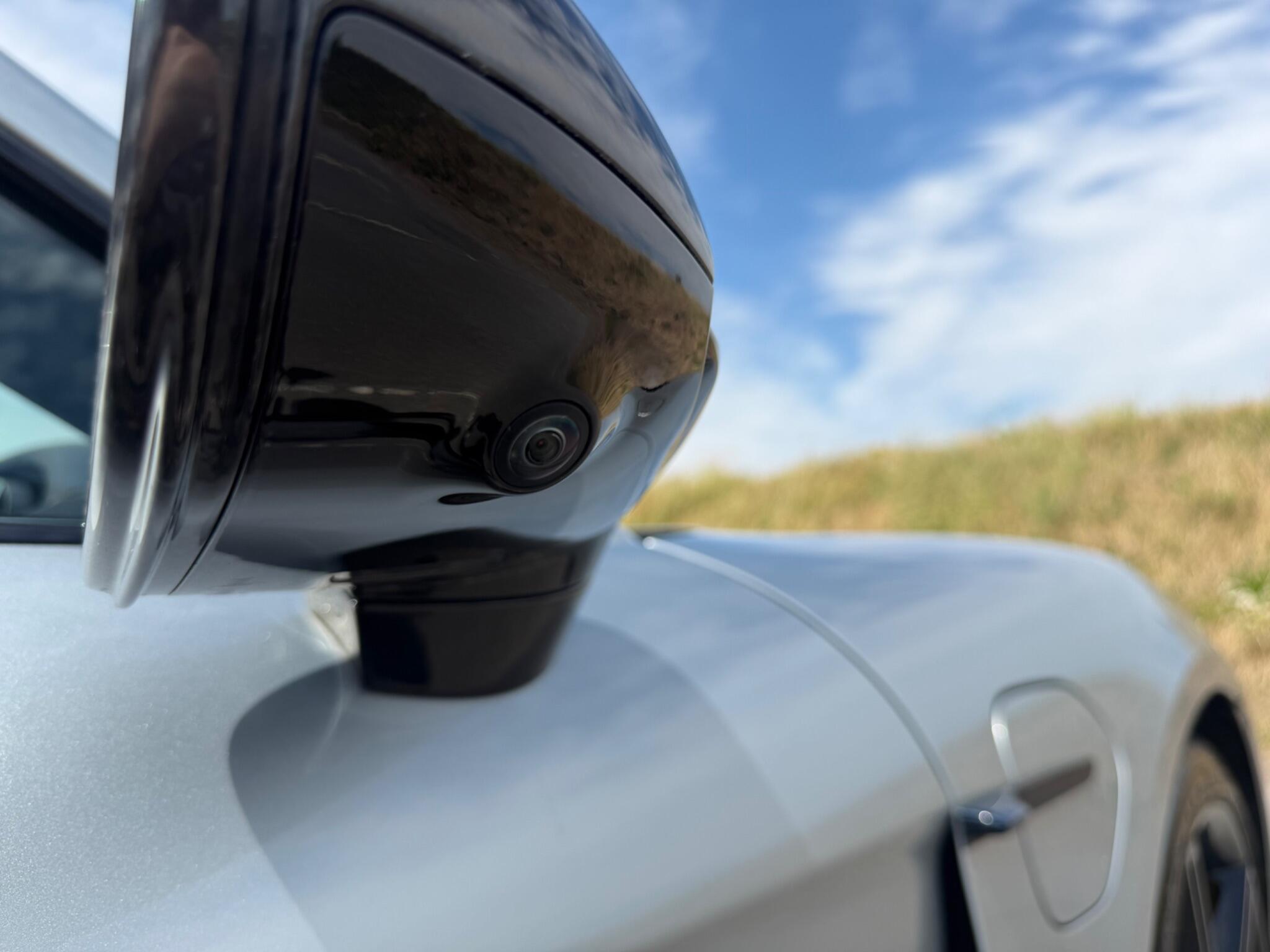 Porsche Taycan view 54