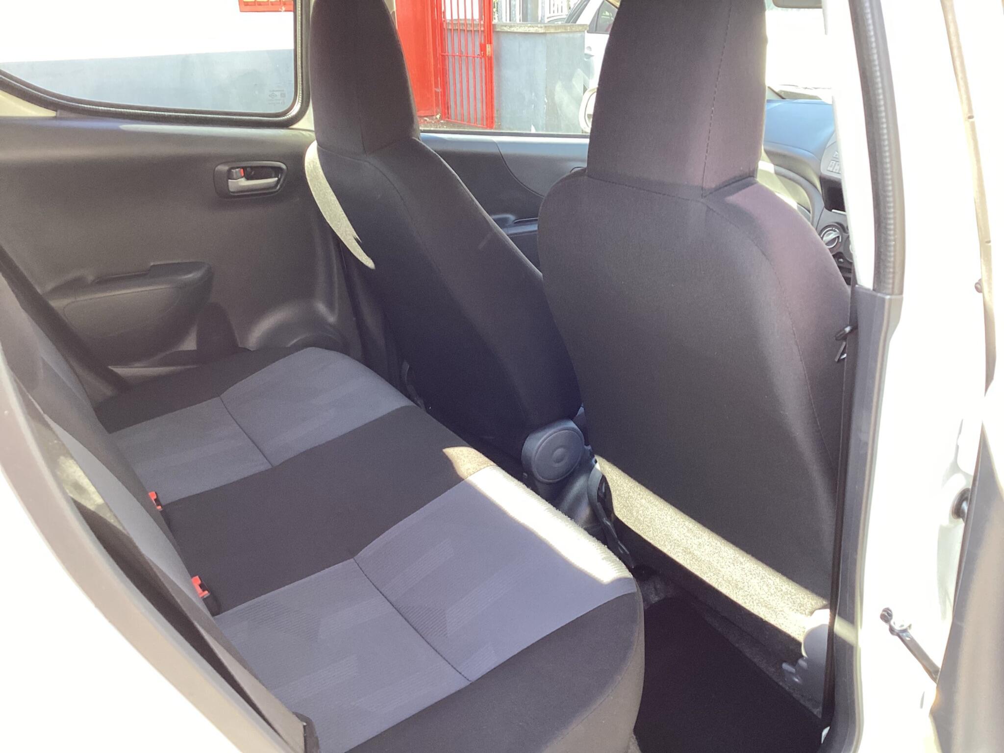 Suzuki Alto view 15