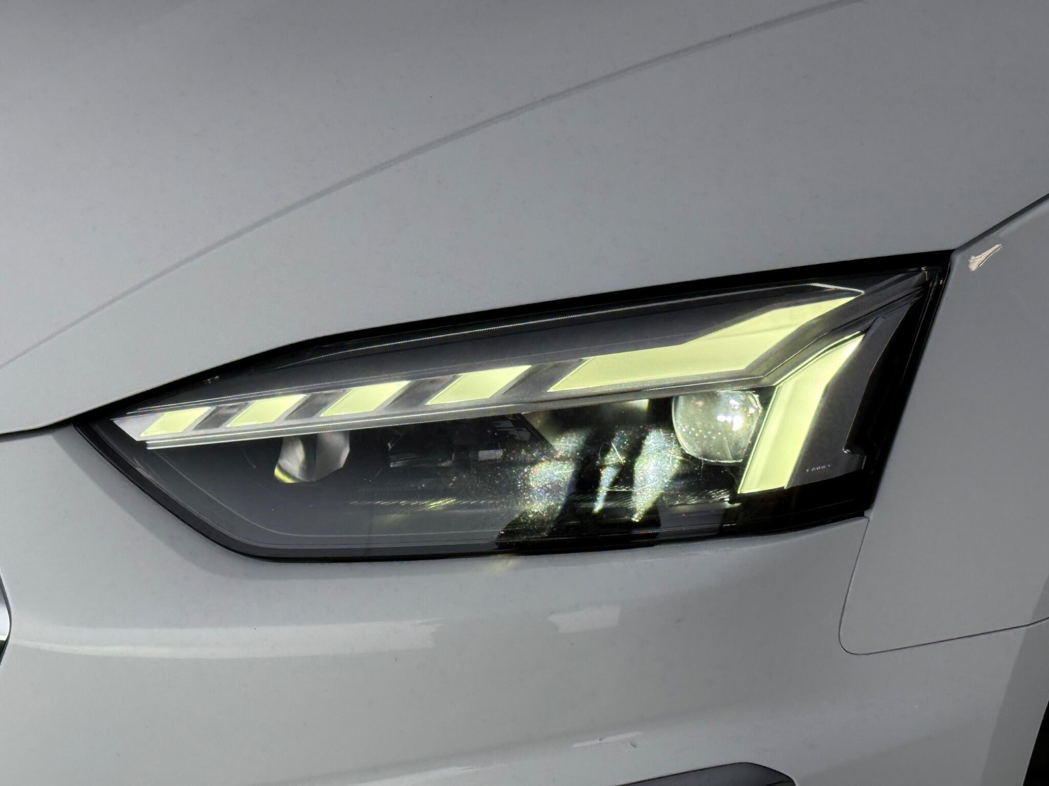 Audi A5 view 14