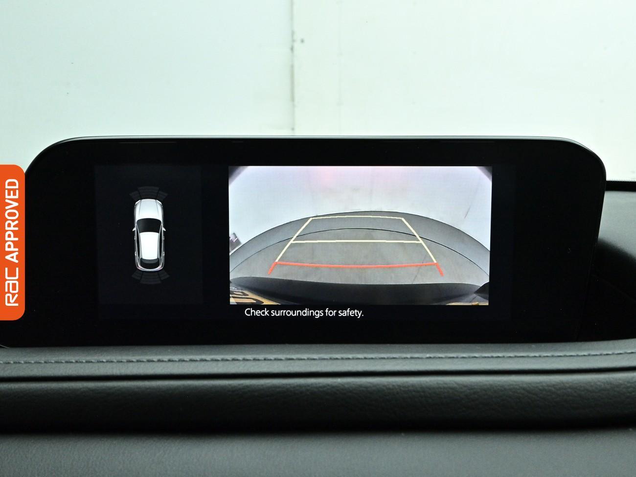 Mazda CX-30 view 3
