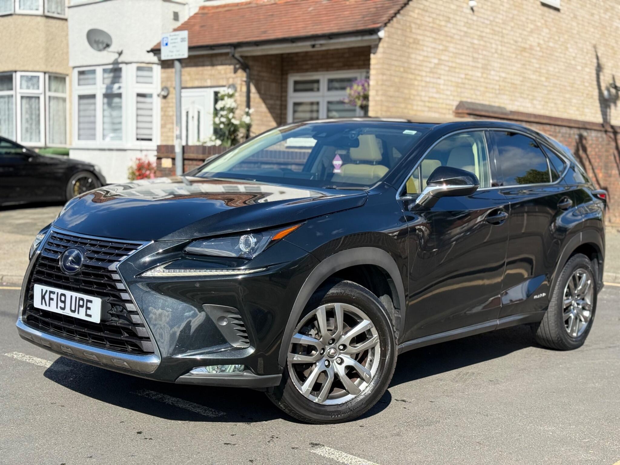 Lexus NX view 6