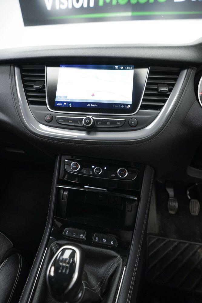 Vauxhall Grandland X view 18