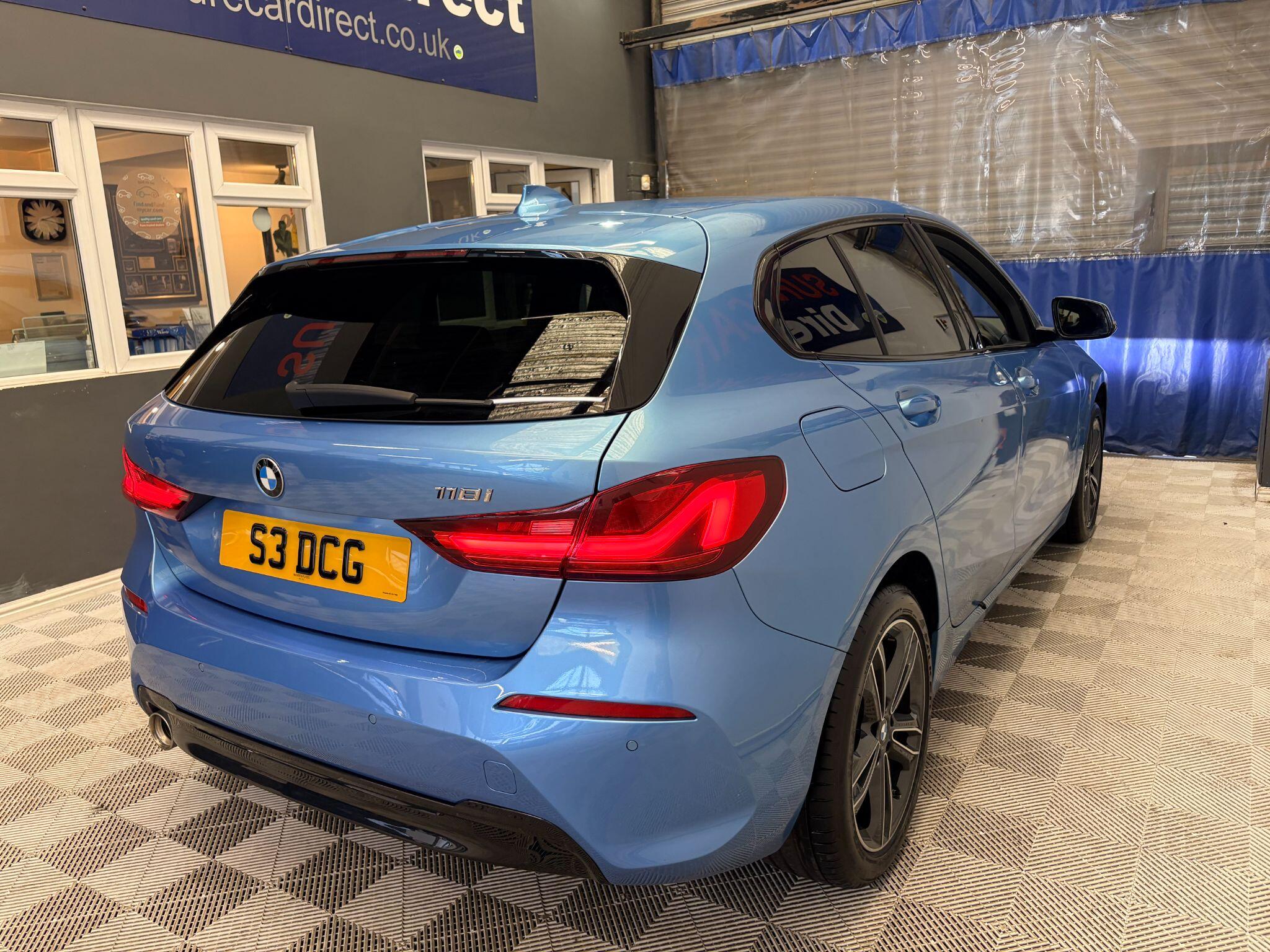BMW 1 Series view 3