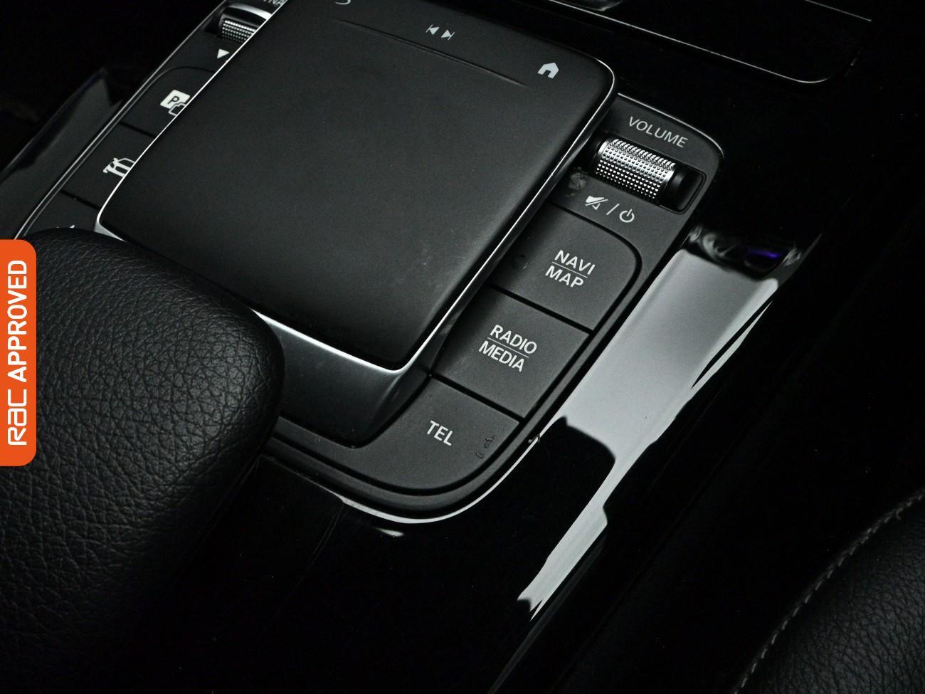 Mercedes-Benz CLA view 14