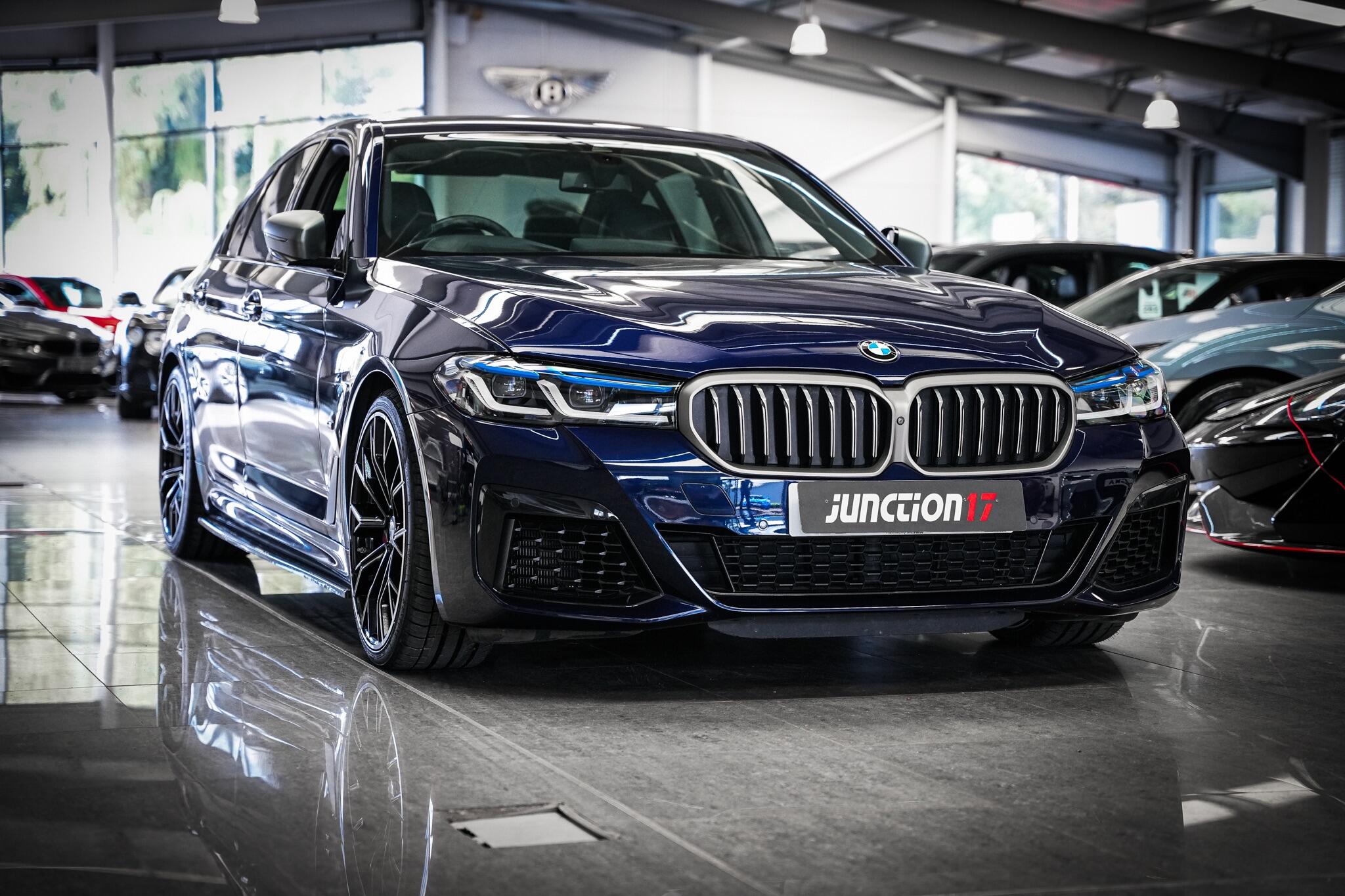 BMW 5 Series view 11