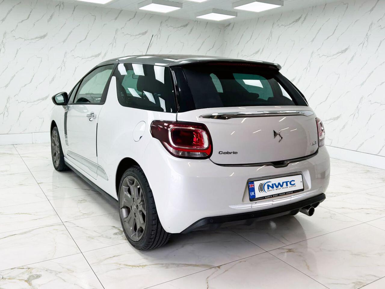 DS Automobiles DS 3 view 8