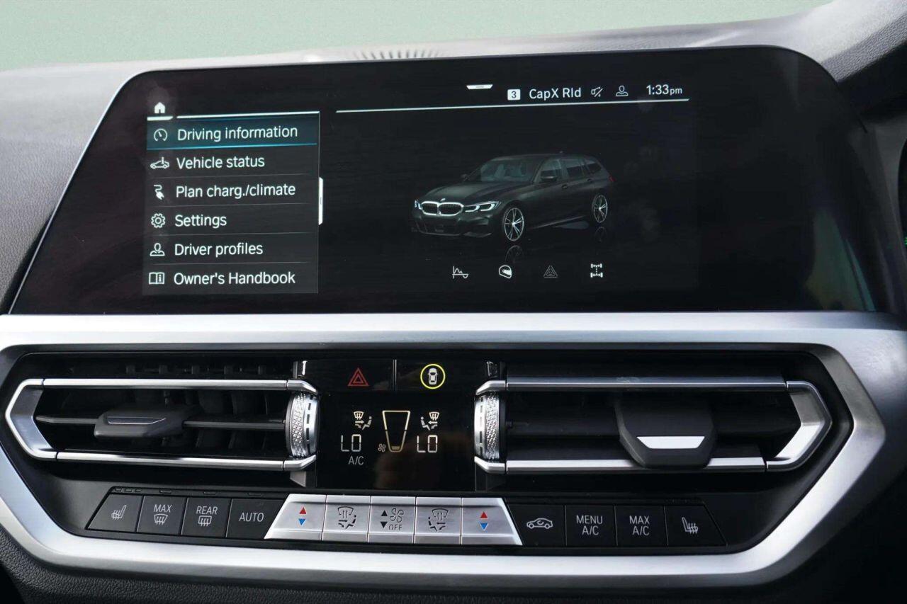 BMW 3 Series view 31