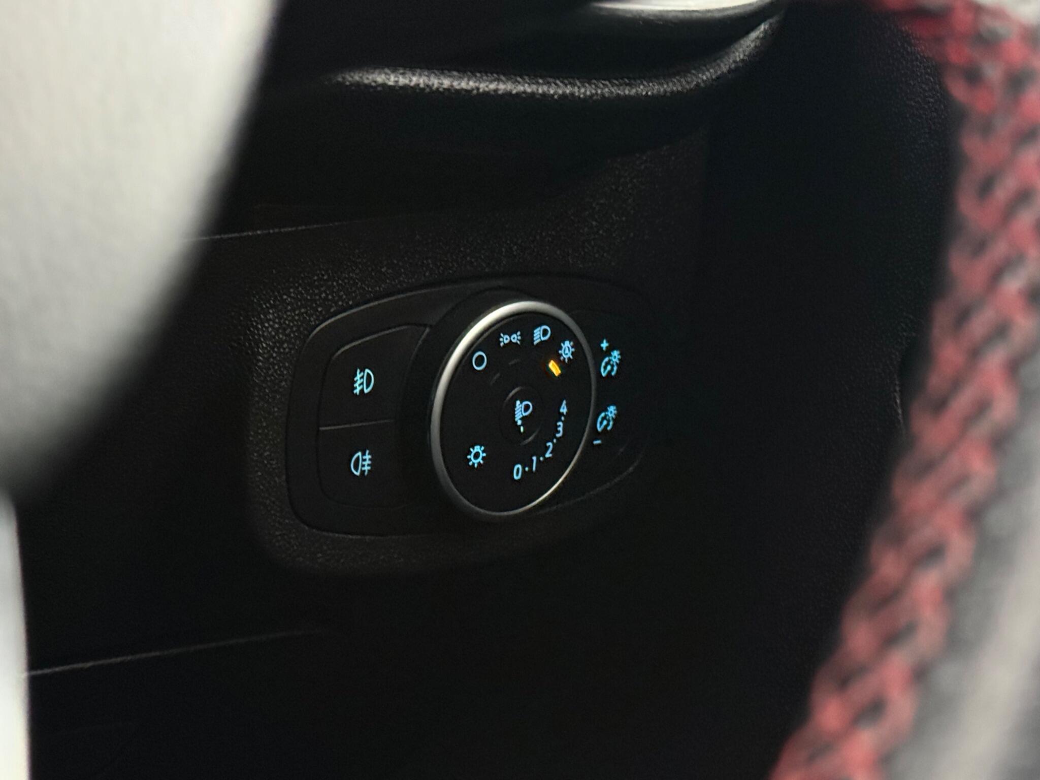 Ford Fiesta view 16