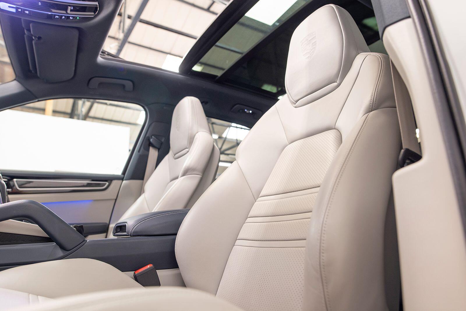 Porsche Cayenne view 70