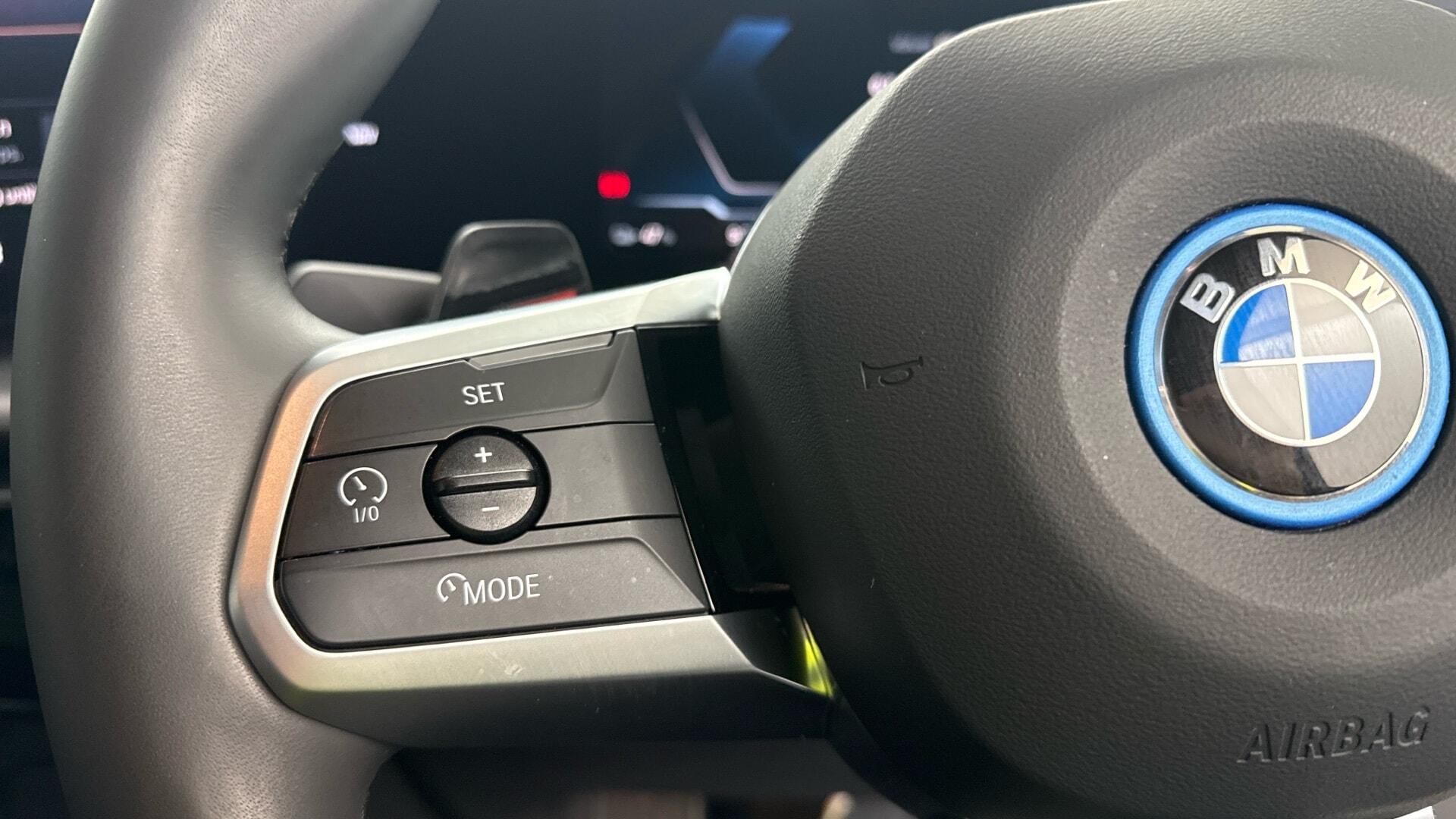 BMW iX1 view 17
