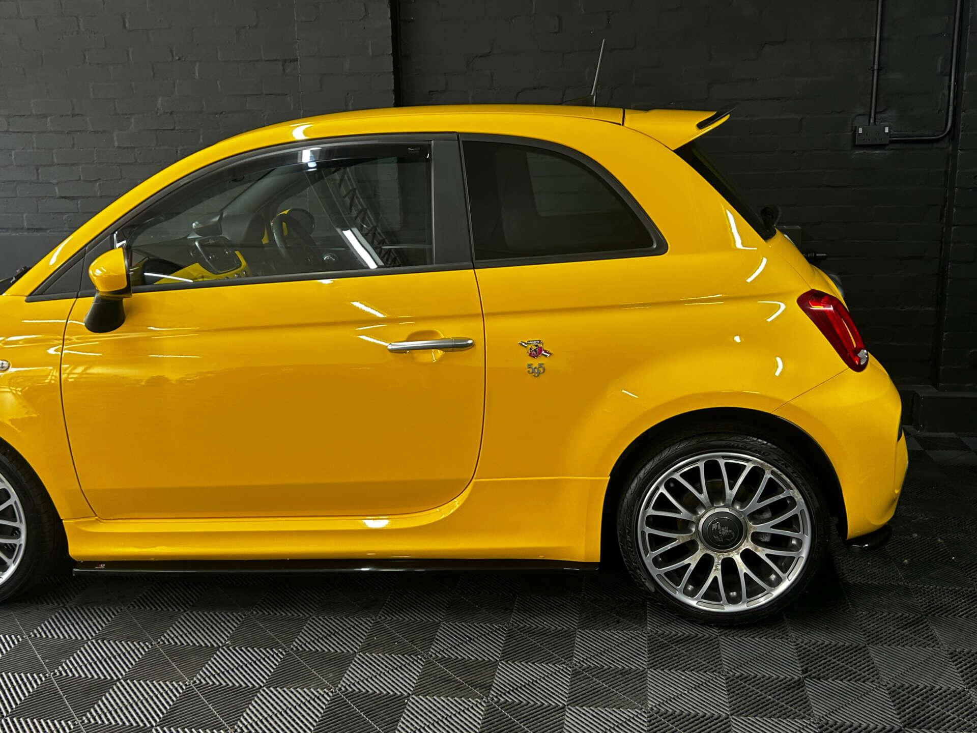 Abarth 595 view 15