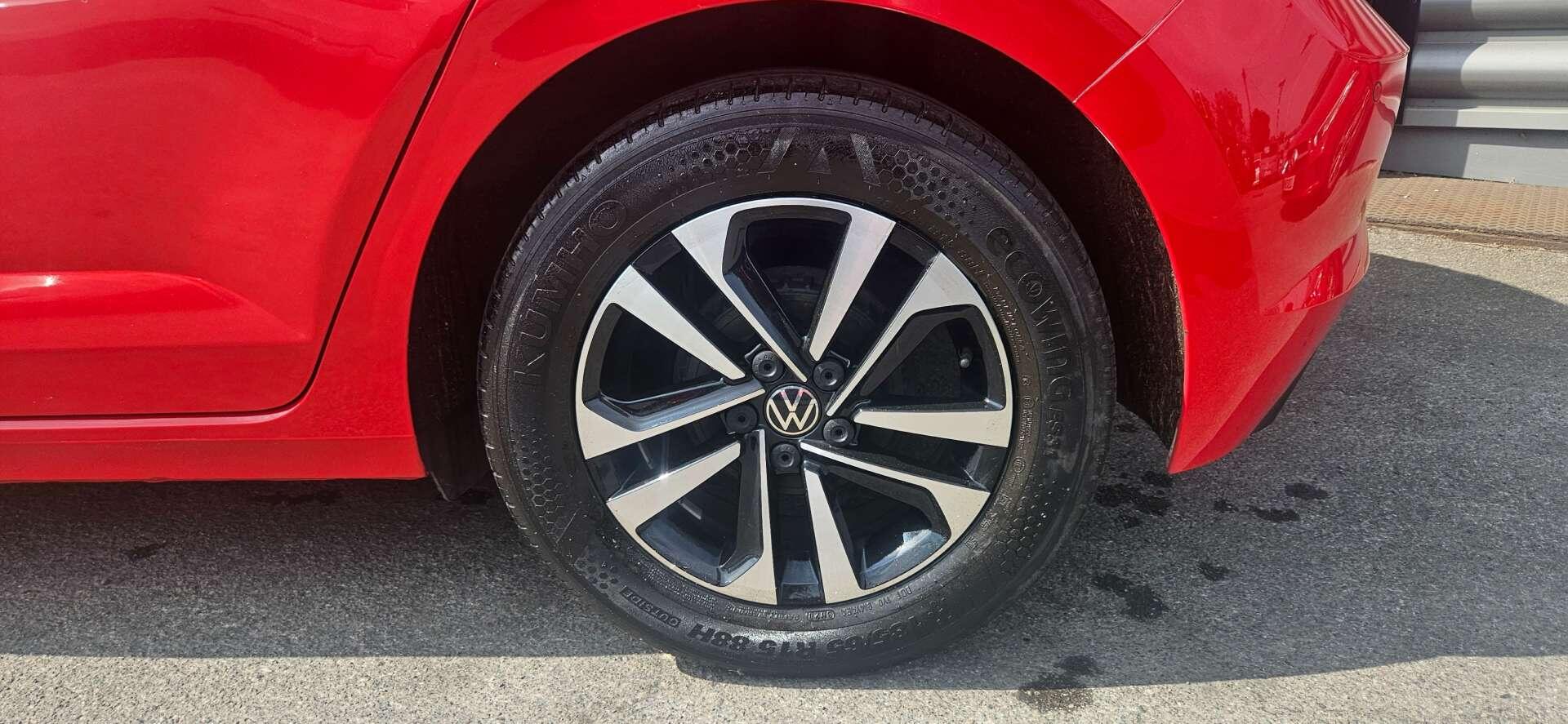 Volkswagen Polo view 19