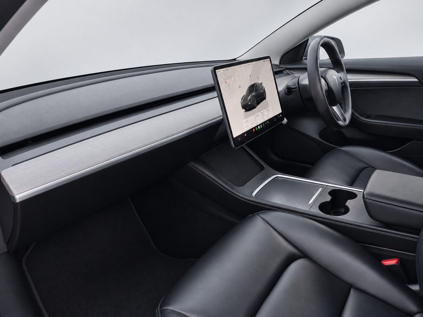 Tesla Model 3 view 33