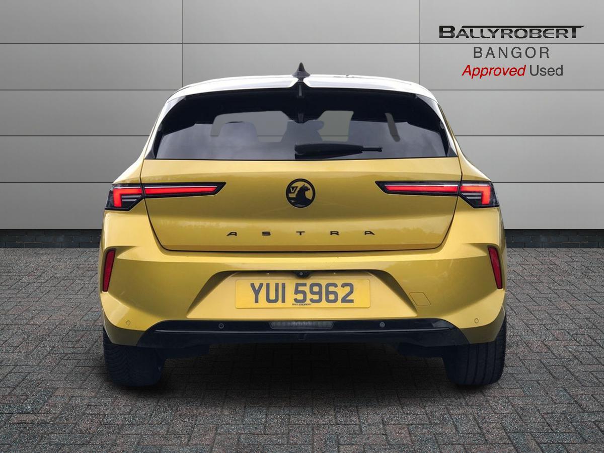 Vauxhall Astra view 11