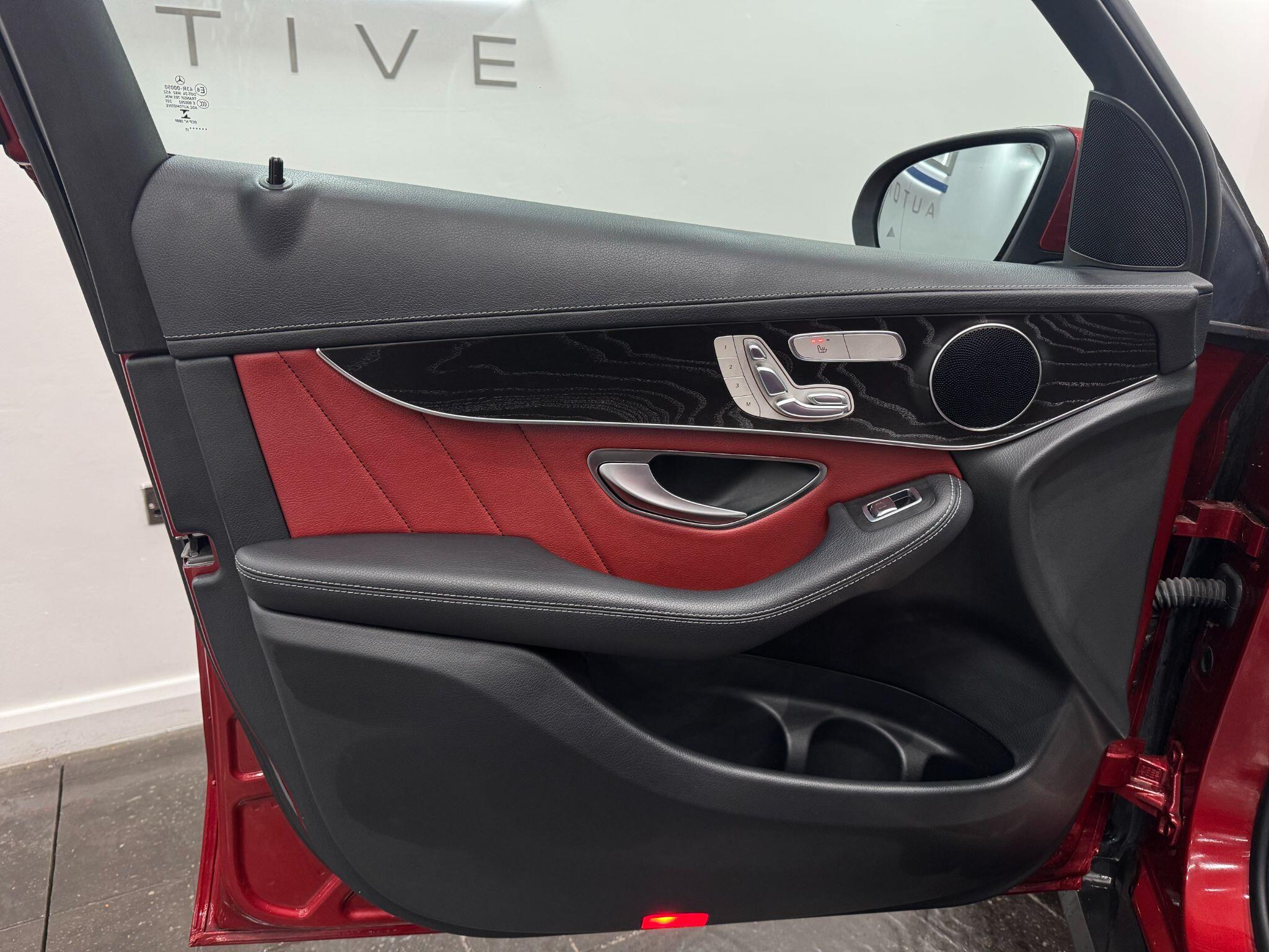 Mercedes-Benz GLC view 56