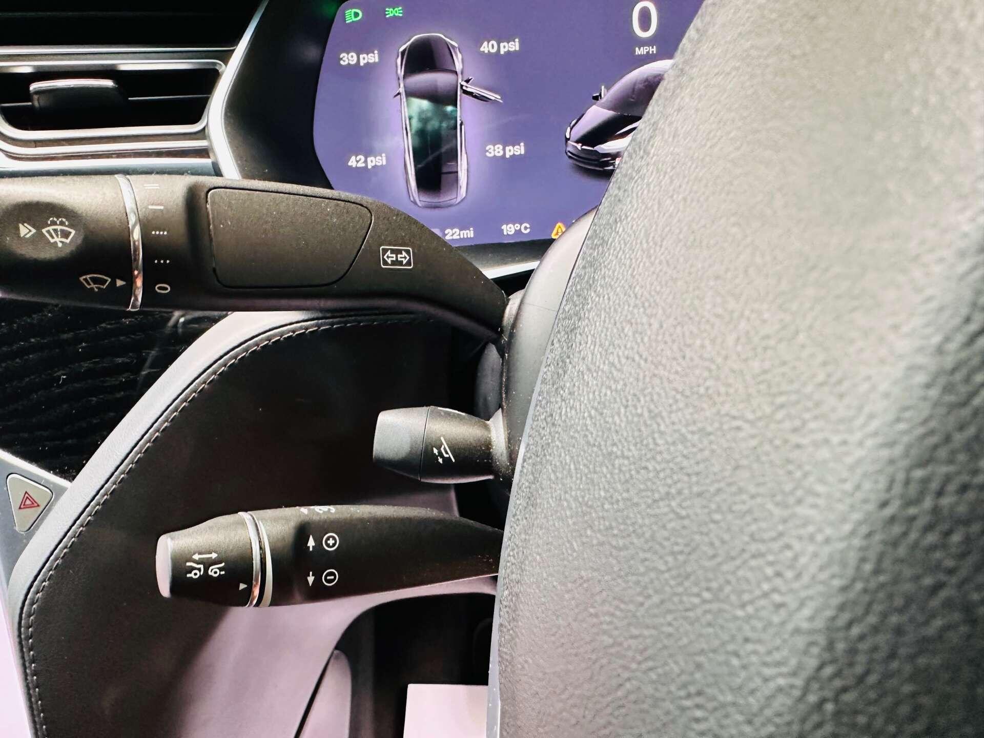 Tesla Model X view 17
