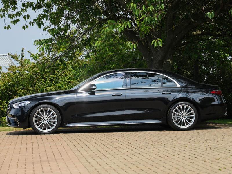 Mercedes-Benz S-Class view 4