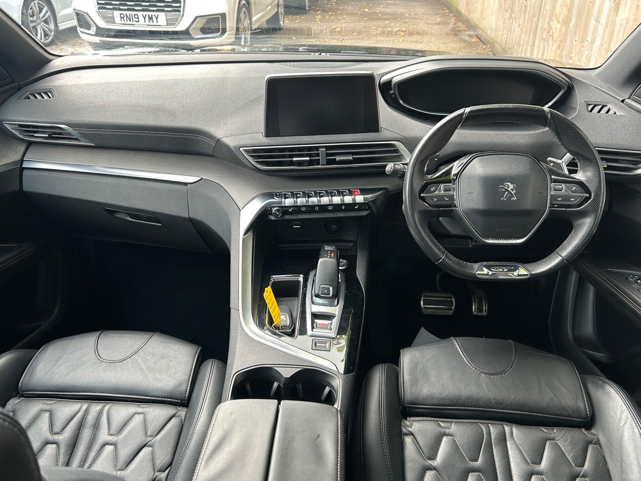 Peugeot 5008 view 26