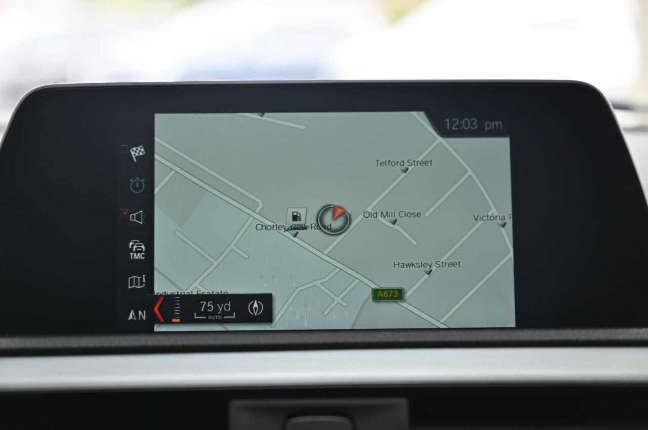 BMW 2 Series view 30