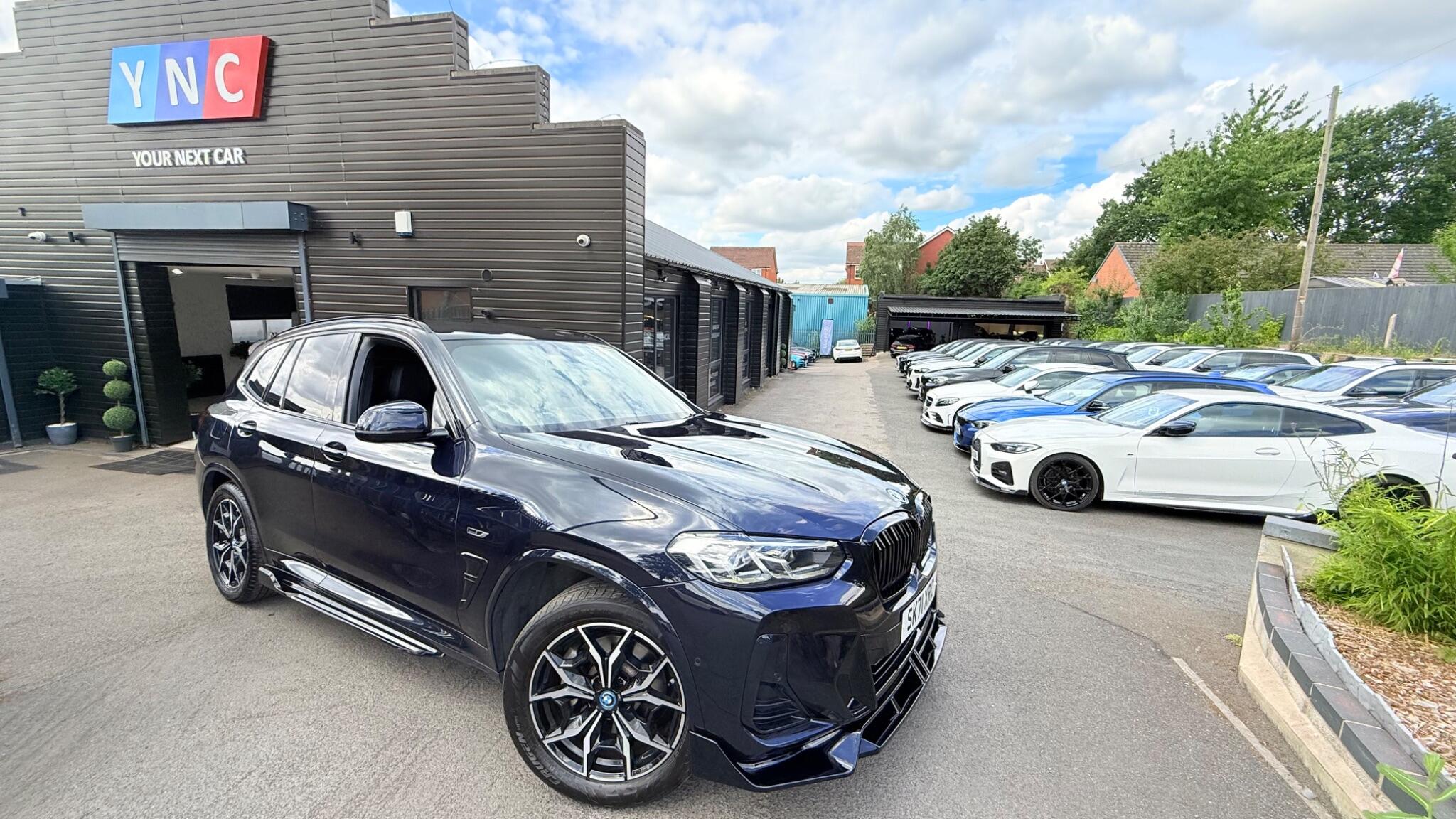 BMW X3 view 4