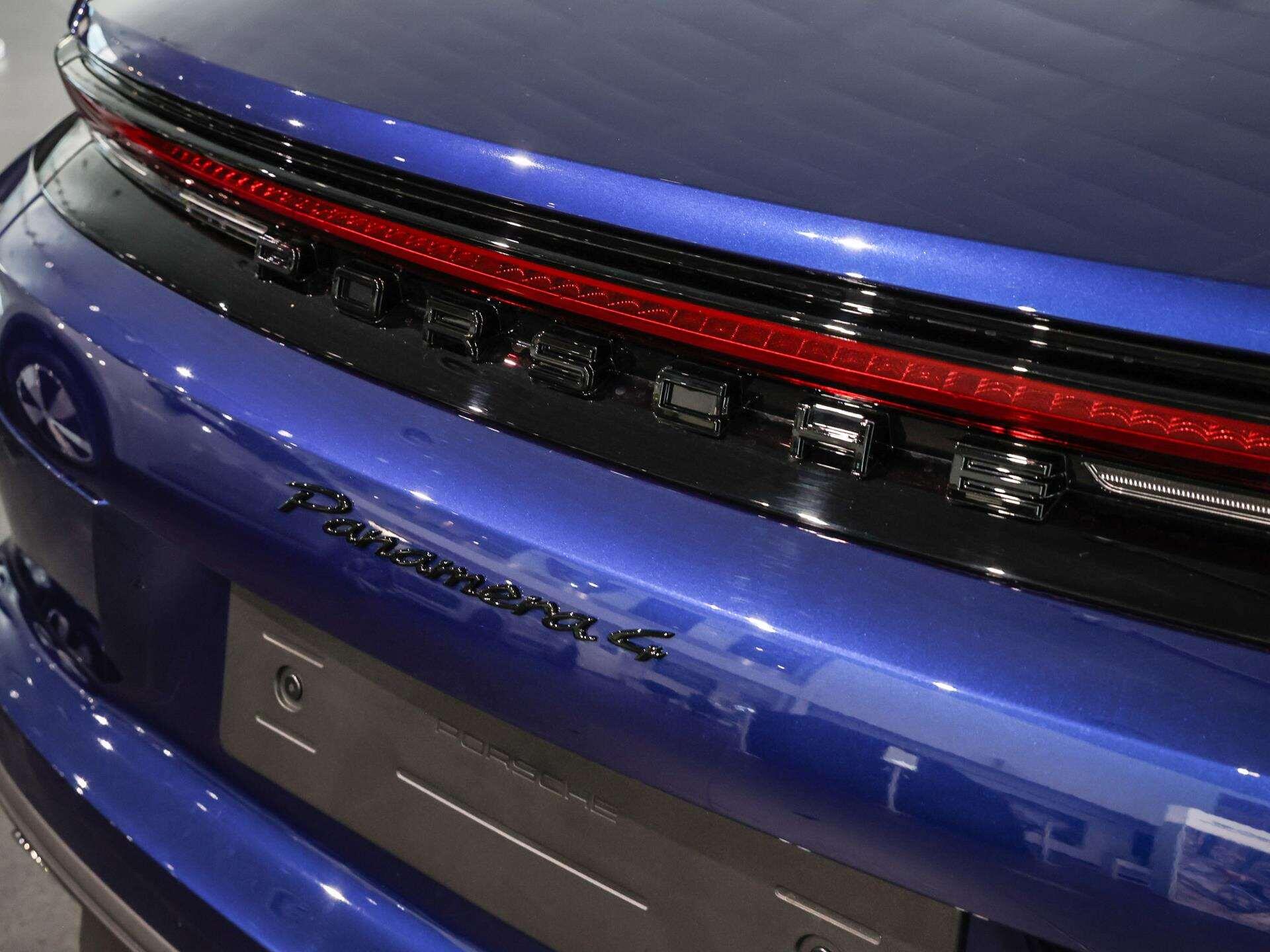Porsche Panamera view 29