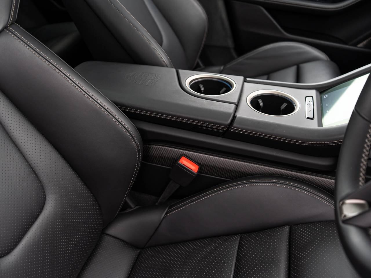 Porsche Taycan view 48