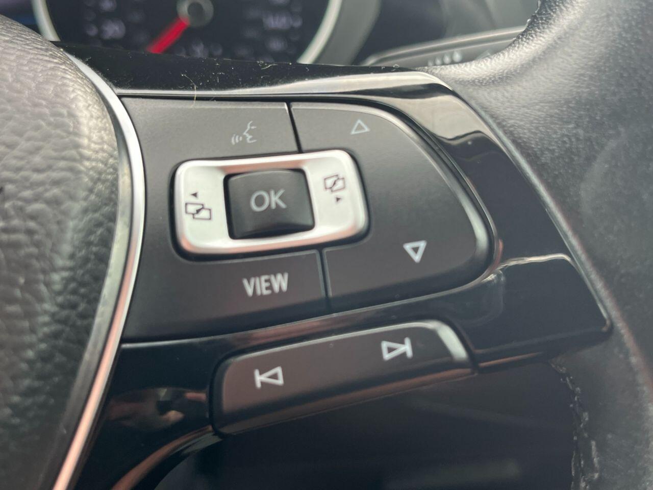Volkswagen Tiguan view 25