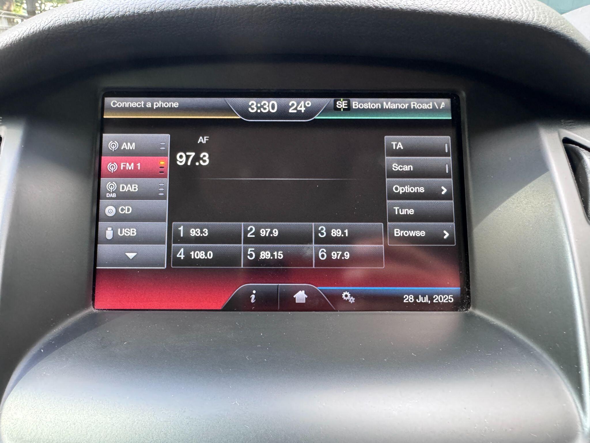 2016 Ford Focus image 31