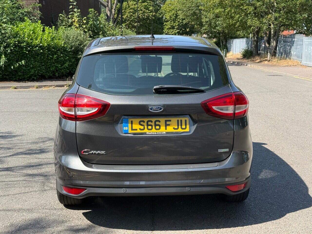 Ford C-Max view 6
