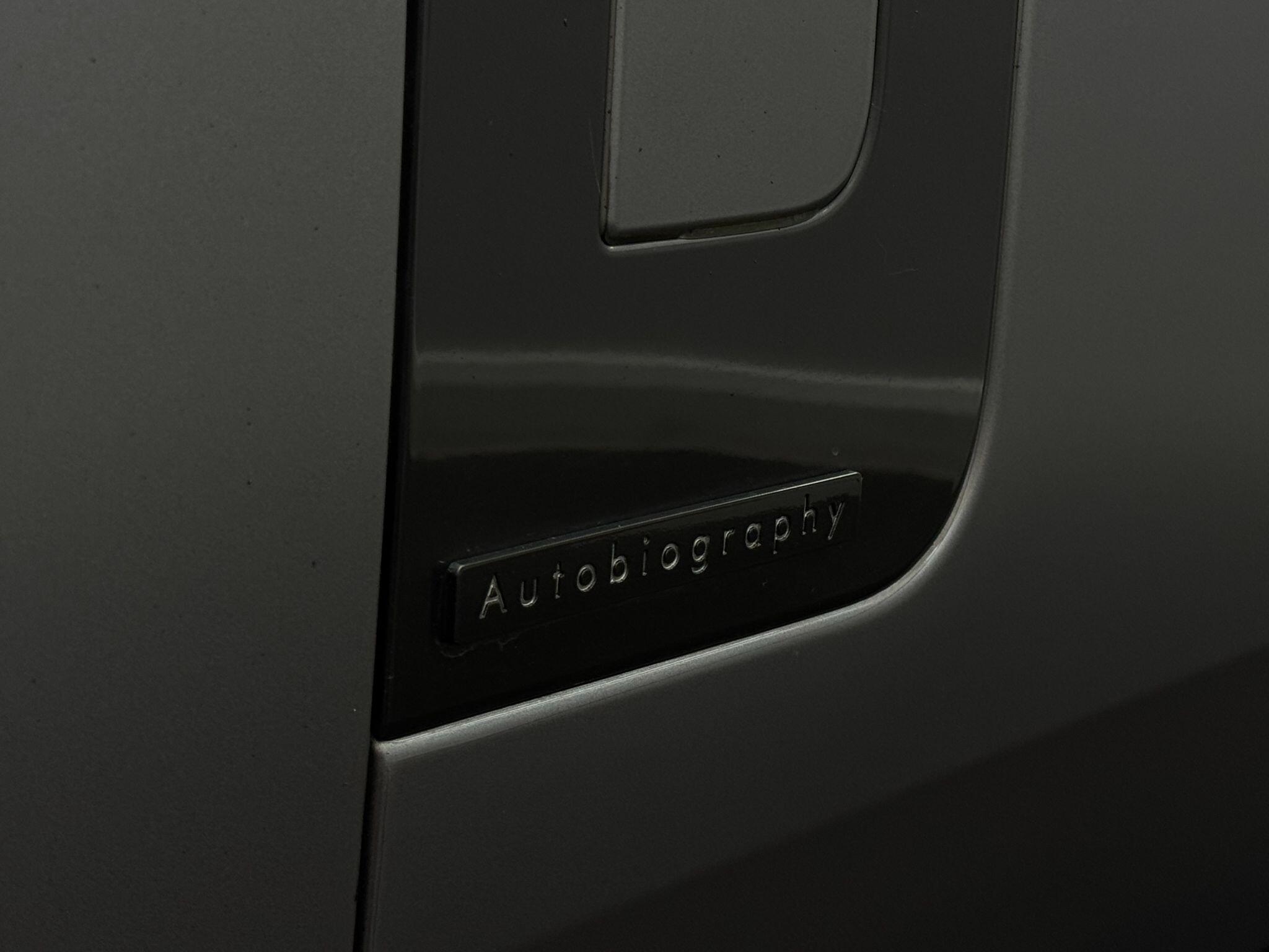 Land Rover Range Rover view 16